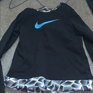 nike sweatshirt
